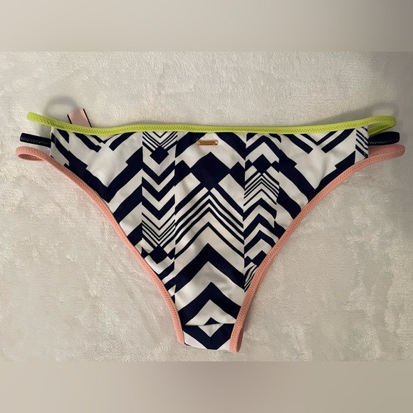 Victoria’s Secret The Strappy Cheeky Bikini Bottom Sz Med Ink Blot Blue White - Picture 2 of 8